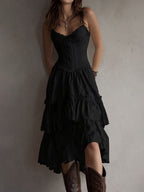 Marisela | Vestido midi con corsé, olanes escalonados y encaje