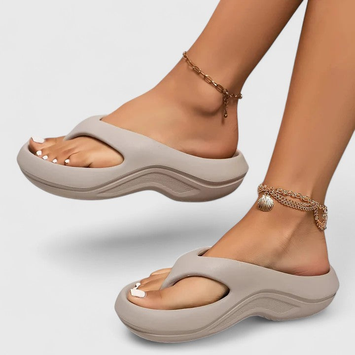 Delia | Sandalias ligeras sin talón
