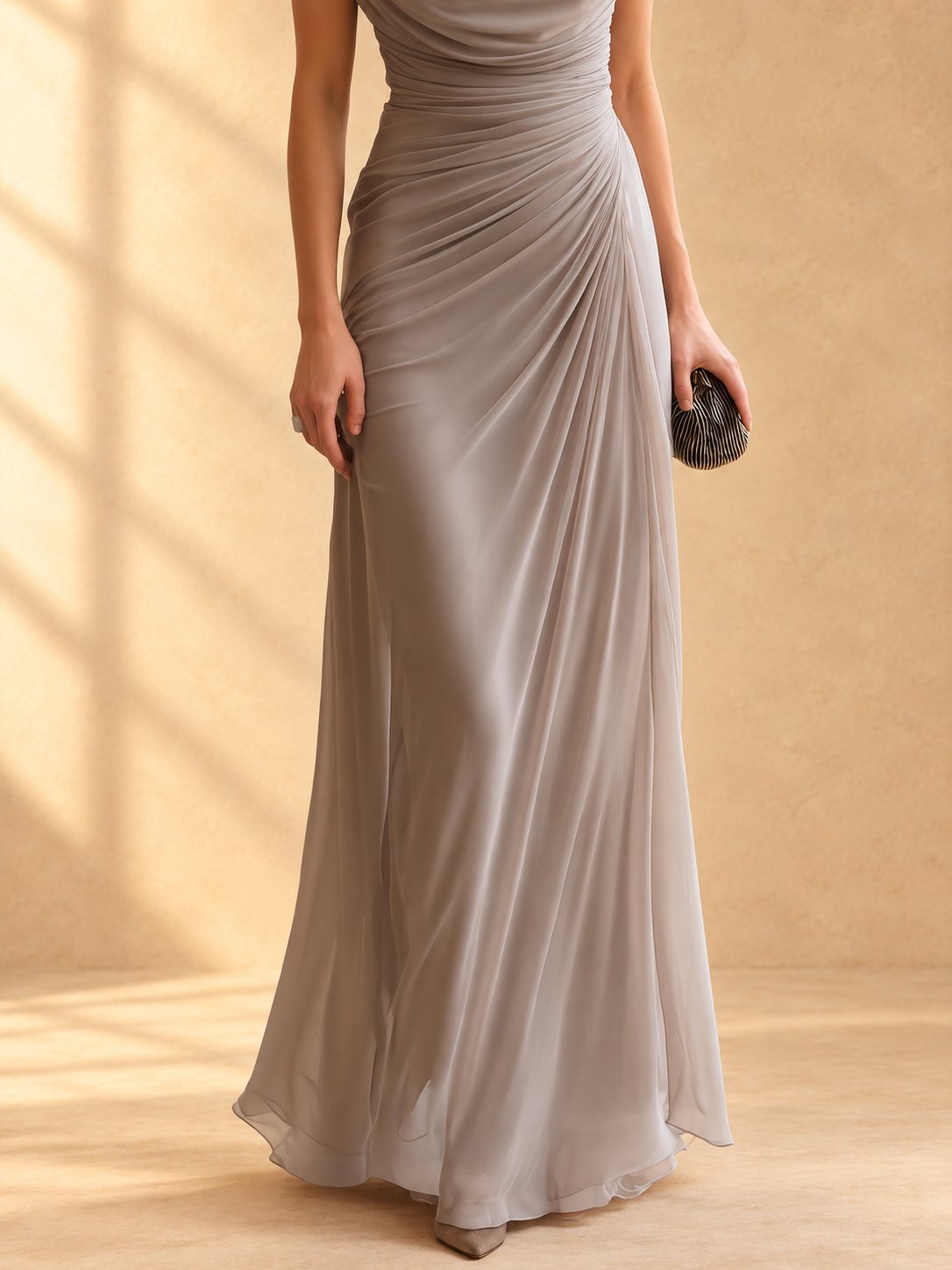 Naira | Vestido largo drapeado con cuello caído