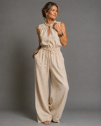 Alexa | Jumpsuit sin mangas de pierna ancha con cinturón