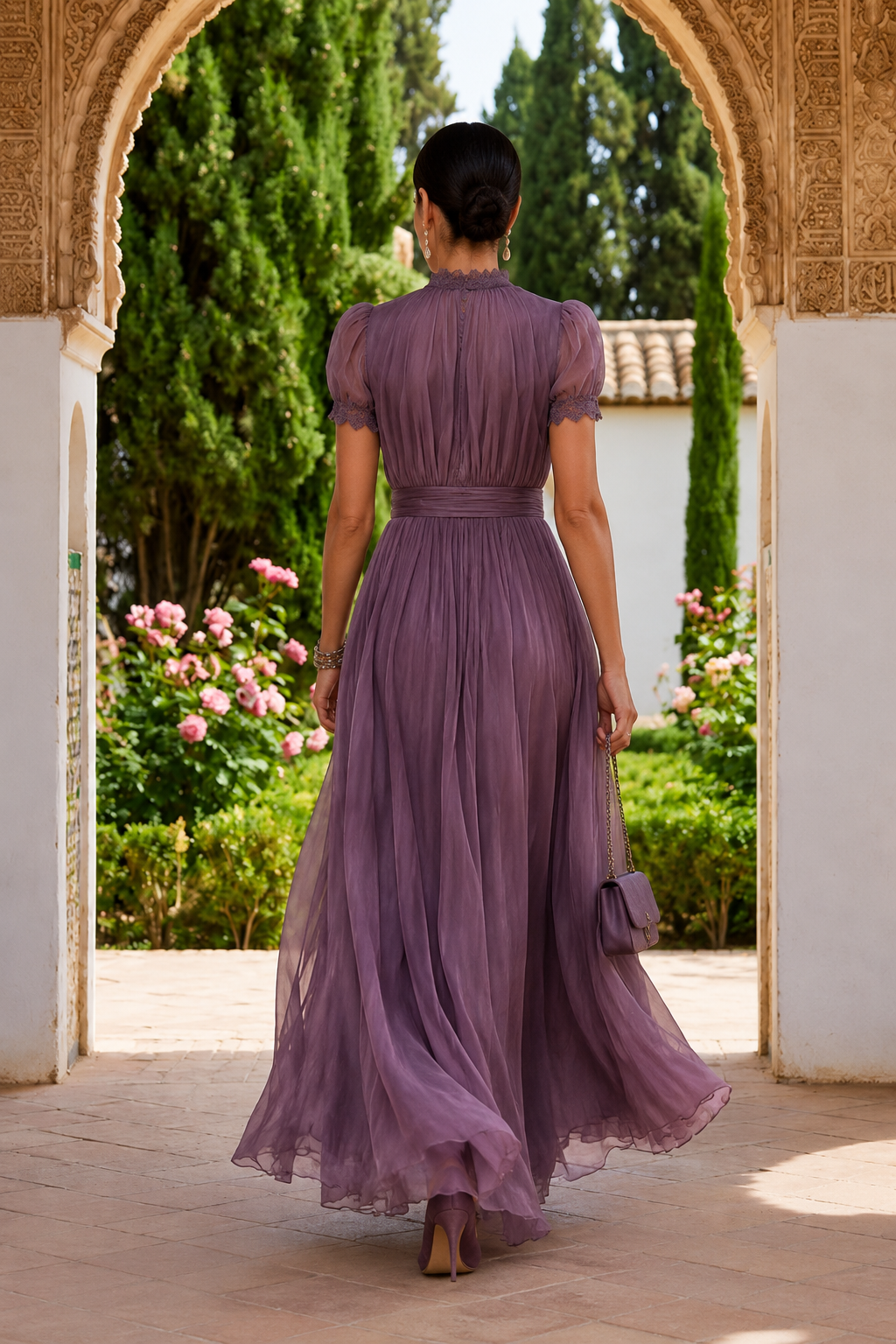 Fulvia | Vestido largo con escote de gota y cintura marcada
