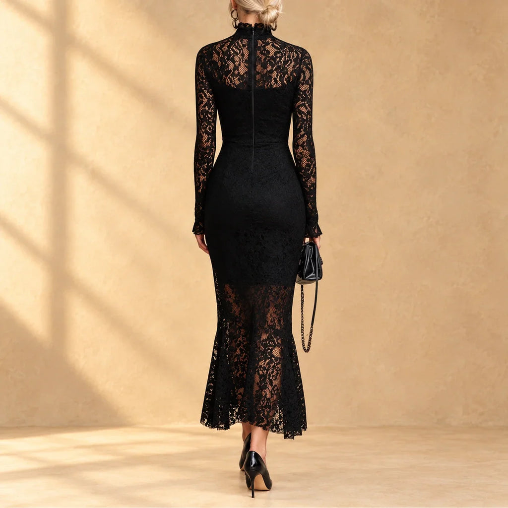 Arabella | Vestido de noche negro de encaje con cuello alto y manga larga