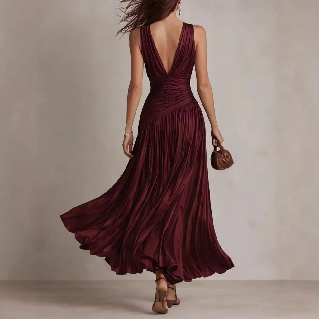Cordelia | Vestido largo plisado con escote en V y espalda descubierta