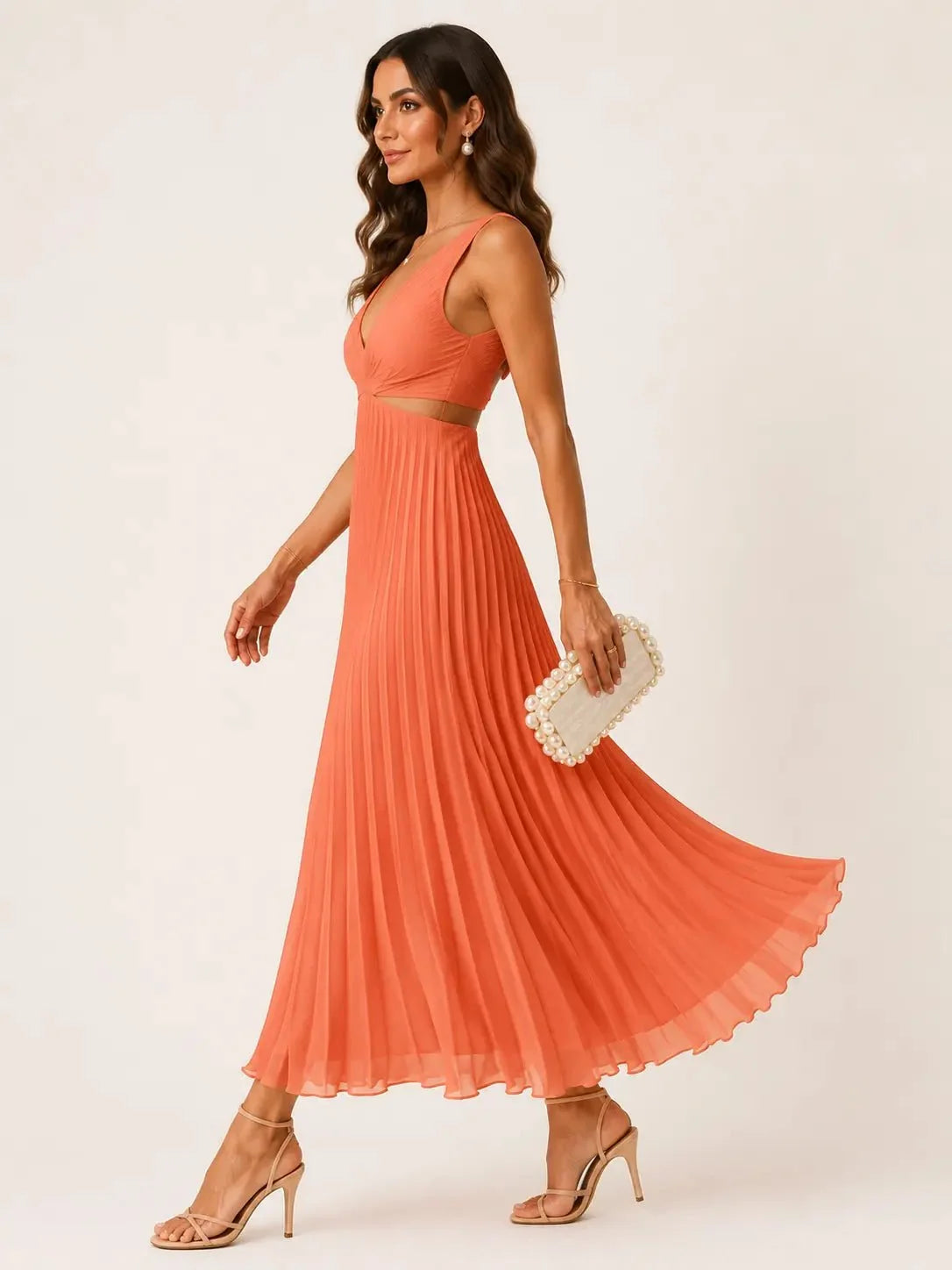 Cleo | Vestido largo plisado con escote en V y aberturas